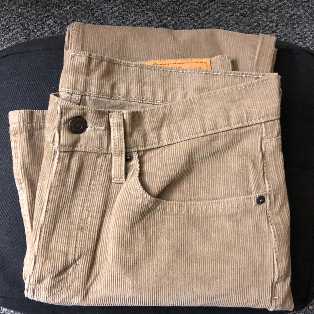 Levi 514 Straight Corduroy pants unused, new